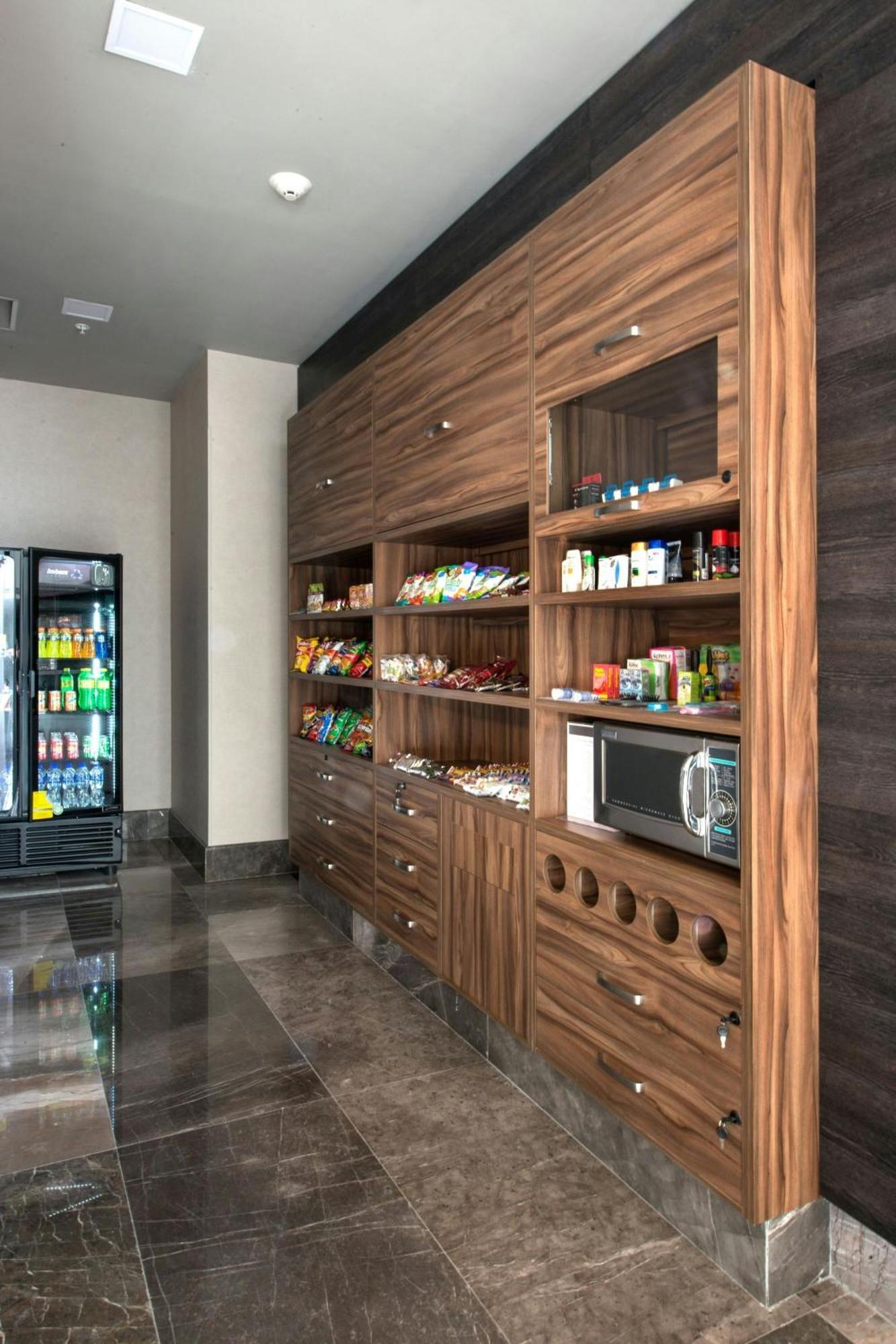 Courtyard By Marriott San Luis Potosi, Los Lagos Dış mekan fotoğraf